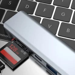 Mocaa 7-in-1 USB-C Docking Station